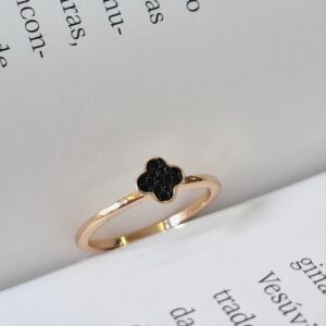 Anel Black Hasan